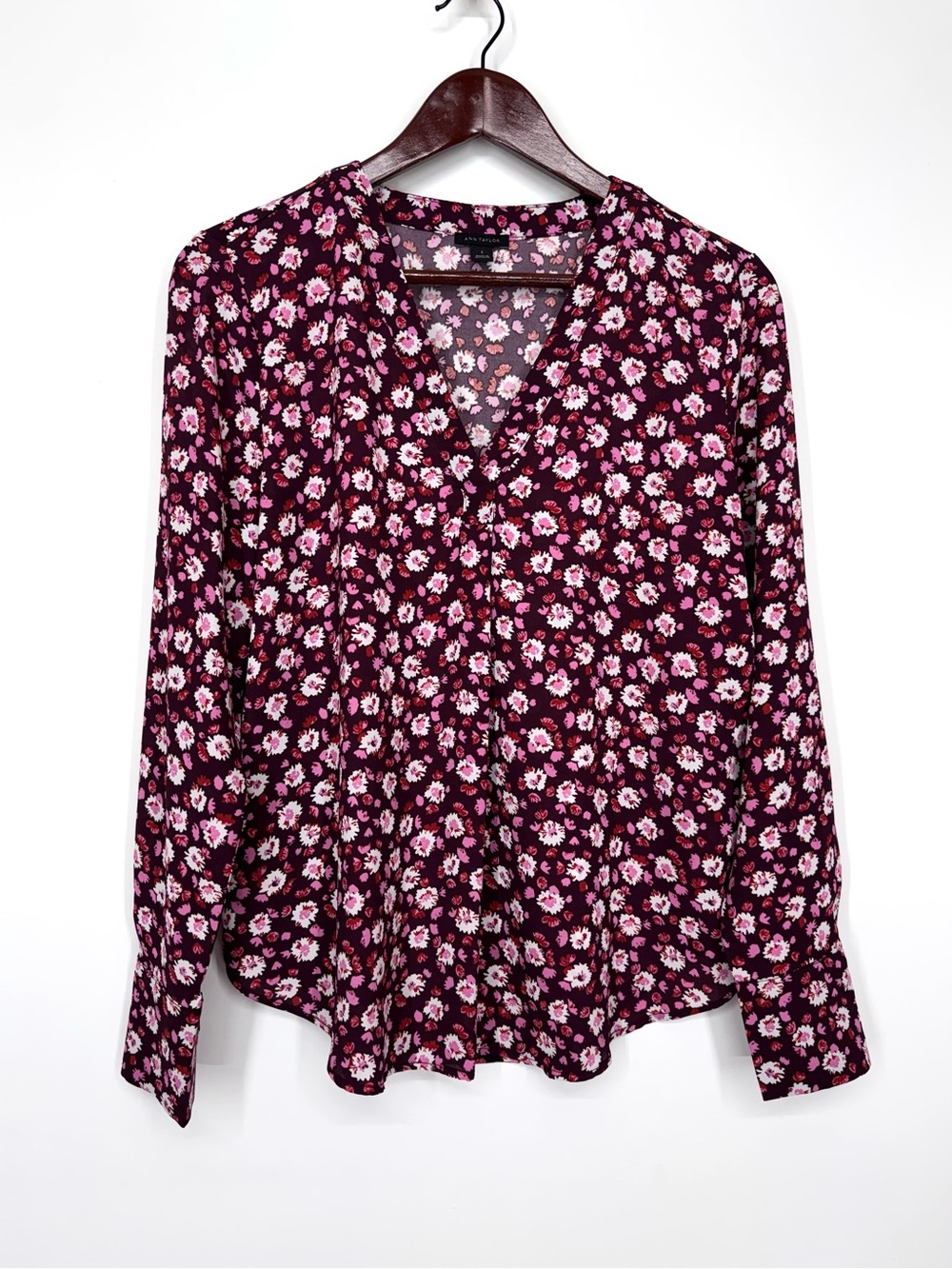 Ann Taylor Burgundy Mauve Ditsy Floral V-Neck Long Sleeve Popover Career Blouse